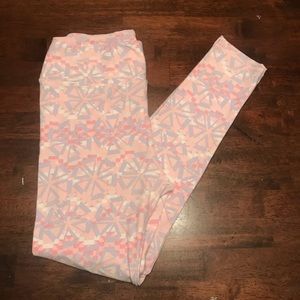 LuLaRoe Patterned Leggings